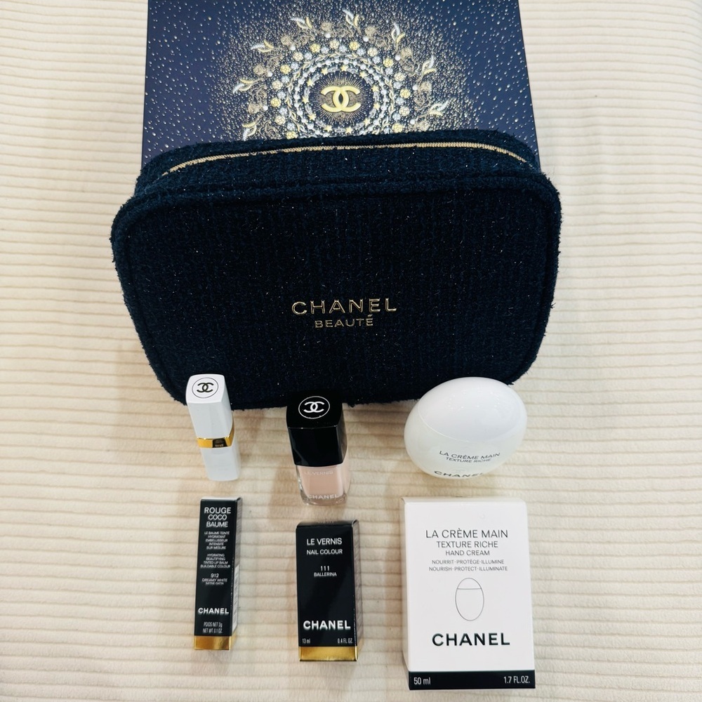 CHANEL Holiday Set 25 in Coveted Essentials with Navy Glimmer Tweed Pouch